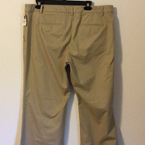 Nwt Gap Khaki Pants - Picture 3 of 3